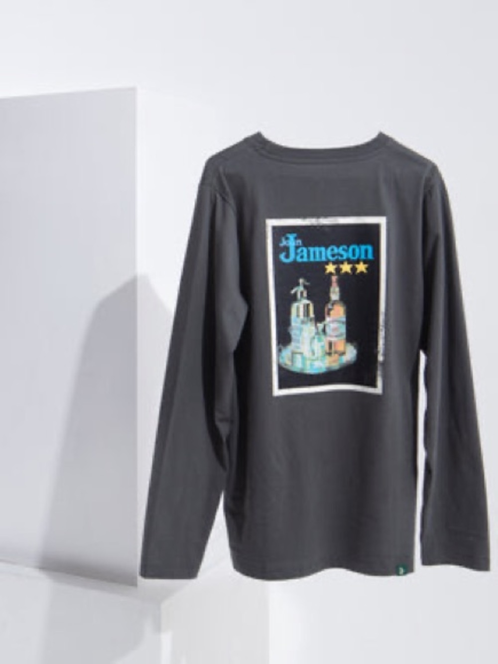 Limited Edition Jameson Distillery Unisex Long Sleeve Tshirt Medium NWT